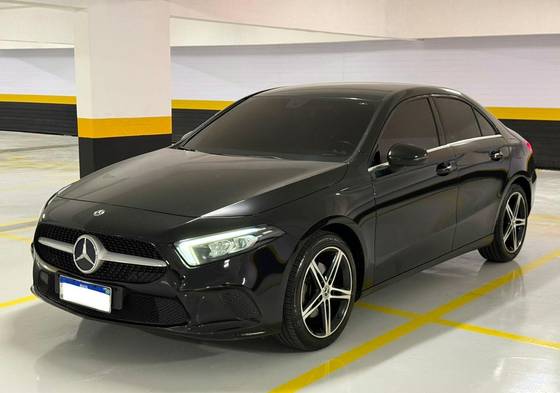 MERCEDES-BENZ A 200 1.3 CGI GASOLINA STYLE SEDAN 7G-DCT MERCEDES-BENZ A 200 1.3 CGI GASOLINA STYLE SEDAN 7G-DCT